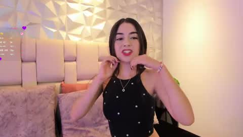 Snapshot of mell_muller chatting on July 2026 11:50:01 AM Mell online show from July 2026 11:50:01 AM
