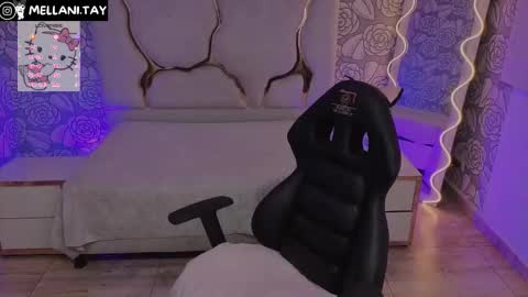 Mellani  online show from November 2025 03:19:02 AM