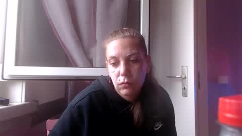 Snapshot of melli23 chatting on November 2025 02:19:02 PM Melli online show from November 2025 02:19:02 PM