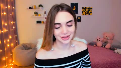 Tessa online show from January 2025 01:25:02 AM