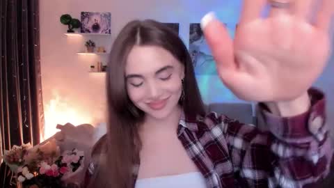 Tessa online show from December 2025 08:27:02 PM