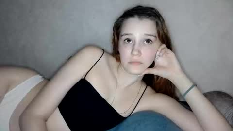 Mellisa online show from April 2026 05:17:01 PM