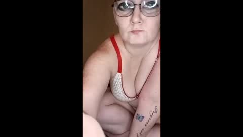 Snapshot of mellyjellygoddess420 chatting on May 2026 06:21:02 AM mellyjellygoddess420 online show from May 2026 06:21:02 AM