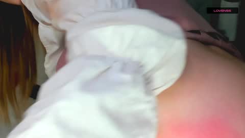 MelMooon online show from December 2024 06:27:02 PM