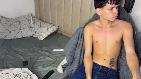 Melo online show from December 2024 12:16:01 AM