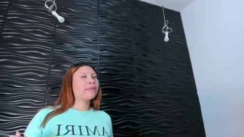 Snapshot of meloddy_megann chatting on June 2026 07:51:02 PM Melody online show from June 2026 07:51:02 PM