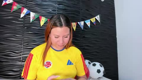 Snapshot of meloddy_megann chatting on June 2026 07:41:02 PM Melody online show from June 2026 07:41:02 PM