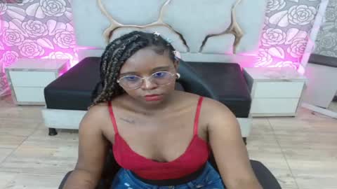 meloddyy_tay1 online show from March 2026 03:06:02 AM