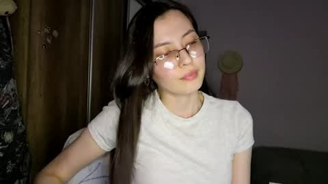 Nika online show from May 2026 04:36:02 PM