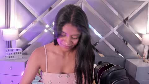Snapshot of melody___sweet chatting on April 2026 08:15:01 PM mel online show from April 2026 08:15:01 PM