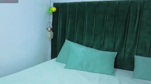 Snapshot of melody_kener chatting on July 2026 03:53:01 AM melody_kener online show from July 2026 03:53:01 AM