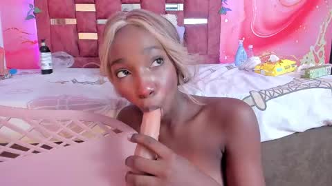 Mixie online show from February 2025 04:59:02 PM