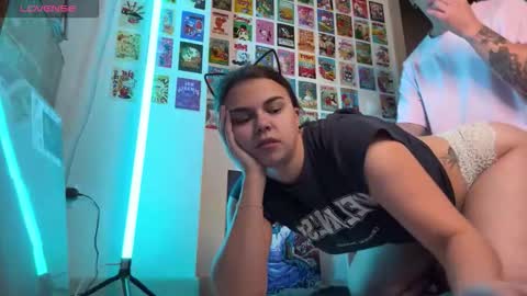 Snapshot of melody_song chatting on November 2025 12:44:02 PM melody_song online show from November 2025 12:44:02 PM