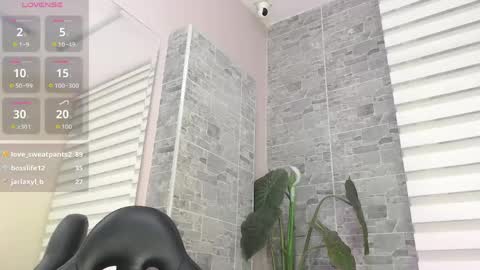 Snapshot of melodyblazze chatting on June 2026 11:25:02 AM online show from June 2026 11:25:02 AM