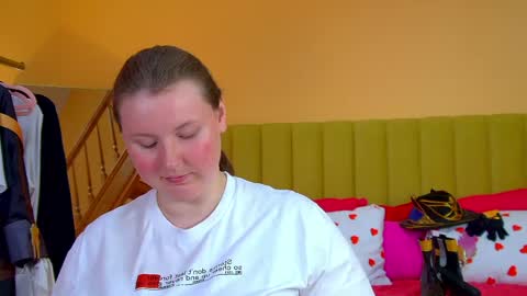 Melody online show from April 2026 07:33:02 AM