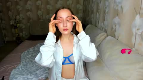 Kaylie online show from April 2026 01:40:01 AM