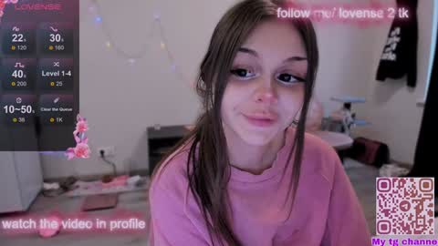 Snapshot of melonipinkbb chatting on December 2024 12:05:01 PM MELONI online show from December 2024 12:05:01 PM