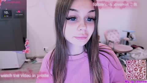 Snapshot of melonipinkbb chatting on December 2024 11:15:01 AM MELONI online show from December 2024 11:15:01 AM