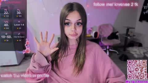 Snapshot of melonipinkbb chatting on December 2024 06:06:02 PM MELONI online show from December 2024 06:06:02 PM