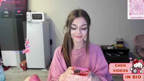 Snapshot of melonipinkbb chatting on January 2025 02:11:02 AM MELONI online show from January 2025 02:11:02 AM