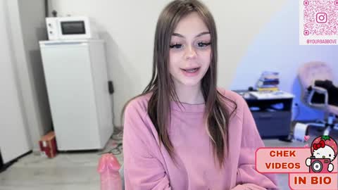 Snapshot of melonipinkbb chatting on January 2025 05:41:01 PM MELONI online show from January 2025 05:41:01 PM