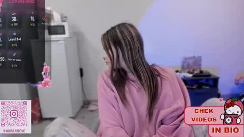 Snapshot of melonipinkbb chatting on February 2025 04:50:02 PM MELONI online show from February 2025 04:50:02 PM