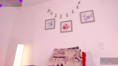 Snapshot of mely_rosee chatting on May 2026 12:10:01 PM online show from May 2026 12:10:01 PM