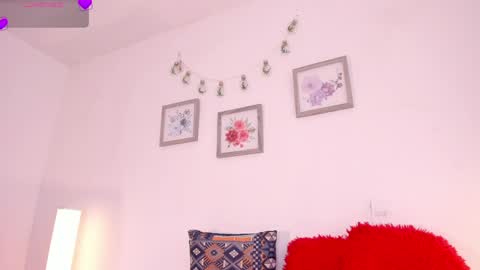 Snapshot of mely_rosee chatting on May 2026 12:23:01 PM online show from May 2026 12:23:01 PM