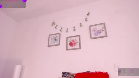Snapshot of mely_rosee chatting on May 2026 12:24:02 PM online show from May 2026 12:24:02 PM