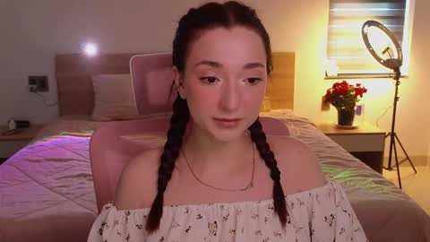 Snapshot of mencialo chatting on May 2026 01:22:01 AM Mencialo online show from May 2026 01:22:01 AM