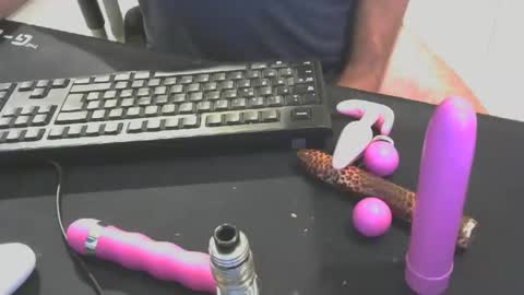 Snapshot of mentosgum chatting on October 2025 10:51:02 PM mentosgum online show from October 2025 10:51:02 PM