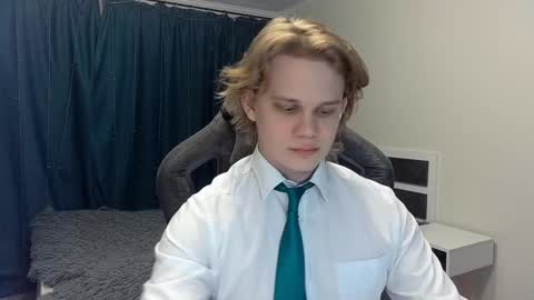 Mickey online show from December 2024 04:28:02 AM