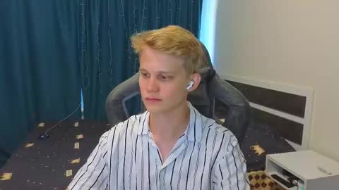 Mickey online show from October 2025 07:27:01 AM