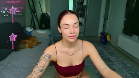 Snapshot of meow_moore chatting on May 2026 07:59:02 AM Megan online show from May 2026 07:59:02 AM
