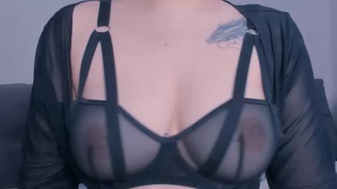 Snapshot of meow_rinnie chatting on March 2026 10:43:01 AM My links --- online show from March 2026 10:43:01 AM