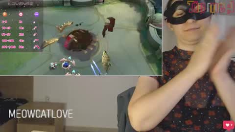 Snapshot of meowcatlove chatting on December 2024 05:01:01 PM meowcatlove online show from December 2024 05:01:01 PM