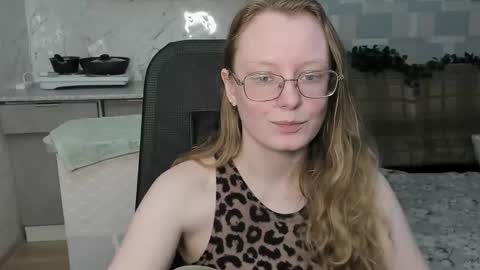 meowcr online show from October 2025 07:48:01 PM