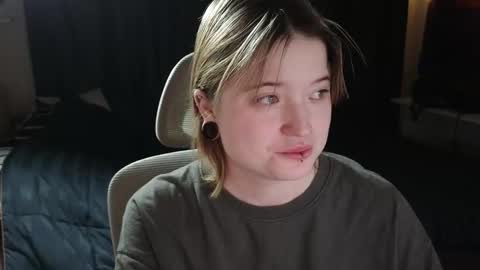 Snapshot of meowki4 chatting on February 2026 02:12:02 AM meowme online show from February 2026 02:12:02 AM