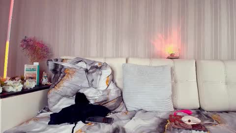 meowroslava online show from October 2025 12:13:02 PM