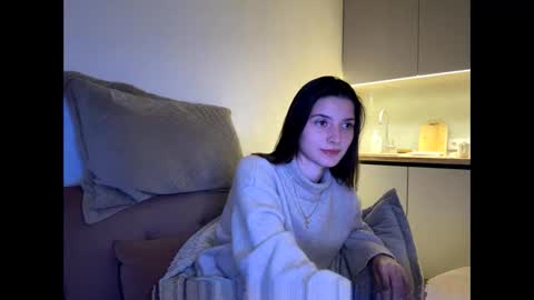 Snapshot of meralynn chatting on April 2026 05:30:01 PM LEVA online show from April 2026 05:30:01 PM