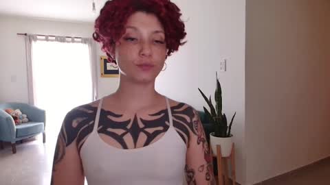 Snapshot of merida__freckles chatting on November 2025 07:57:01 PM Miss Freckles online show from November 2025 07:57:01 PM