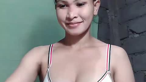 Snapshot of merietiny chatting on January 2025 07:32:02 AM merietiny online show from January 2025 07:32:02 AM