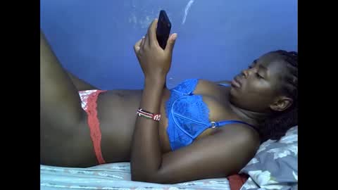 merlin_queen online show from December 2025 07:06:02 AM