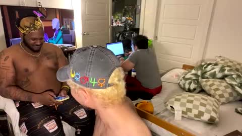 Snapshot of merlinharriss chatting on February 2025 04:51:02 AM Merlinz Magic online show from February 2025 04:51:02 AM