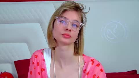 Snapshot of merlinmeyer chatting on February 2026 06:47:01 AM Merlin online show from February 2026 06:47:01 AM