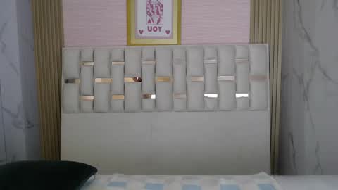 Merloth online show from January 2025 03:01:02 AM