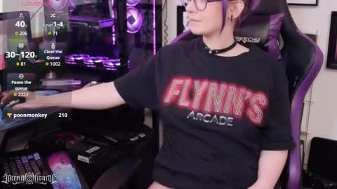 Snapshot of merrickmonroe chatting on October 2025 08:44:01 PM merrick monroe online show from October 2025 08:44:01 PM