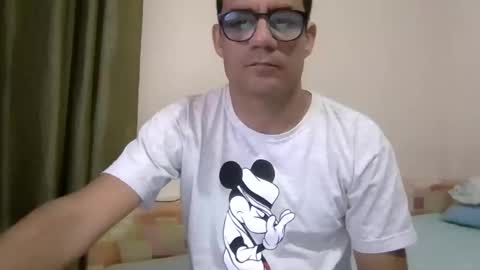 Nerd Latino online show from October 2025 01:31:01 AM