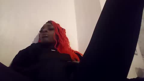 Alexismerton online show from December 2024 06:05:01 PM