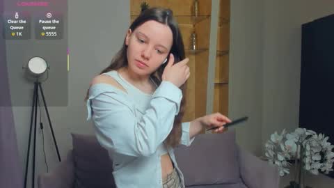 Lollita online show from October 2025 11:10:01 AM